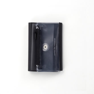 isshoni. カードファイル PVC Rブラック　N1947